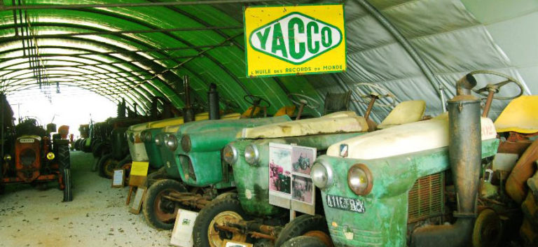 Visite du musée agricole et automobile de la bouriane